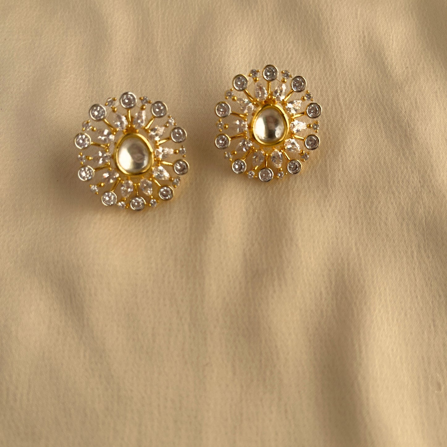 Big Kundan Studs 10003