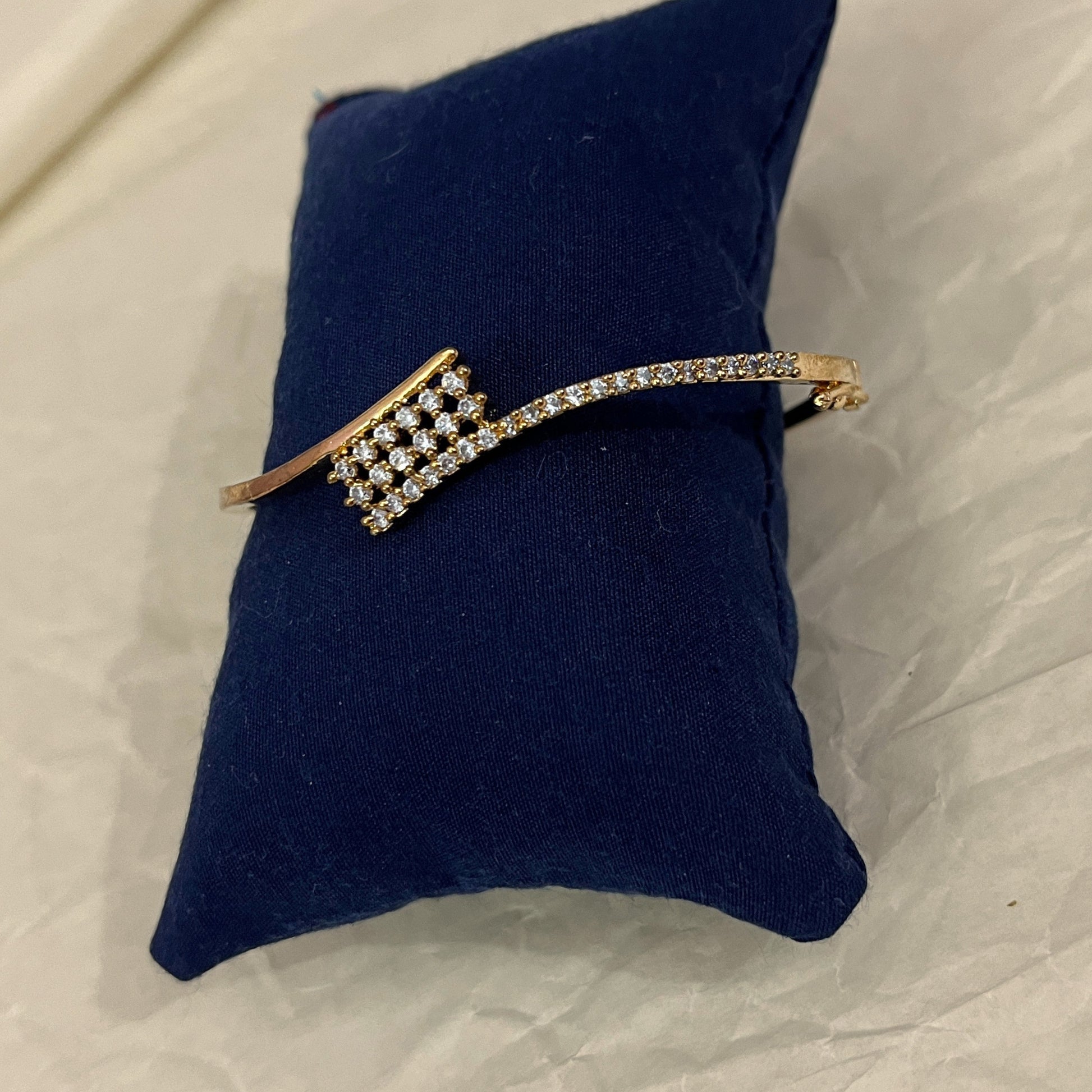 American Diamond Bracelet-10047 - Jewelit