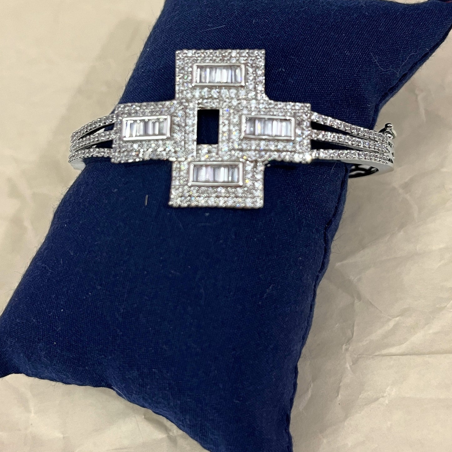 American Diamond Bracelet-10031 - Jewelit