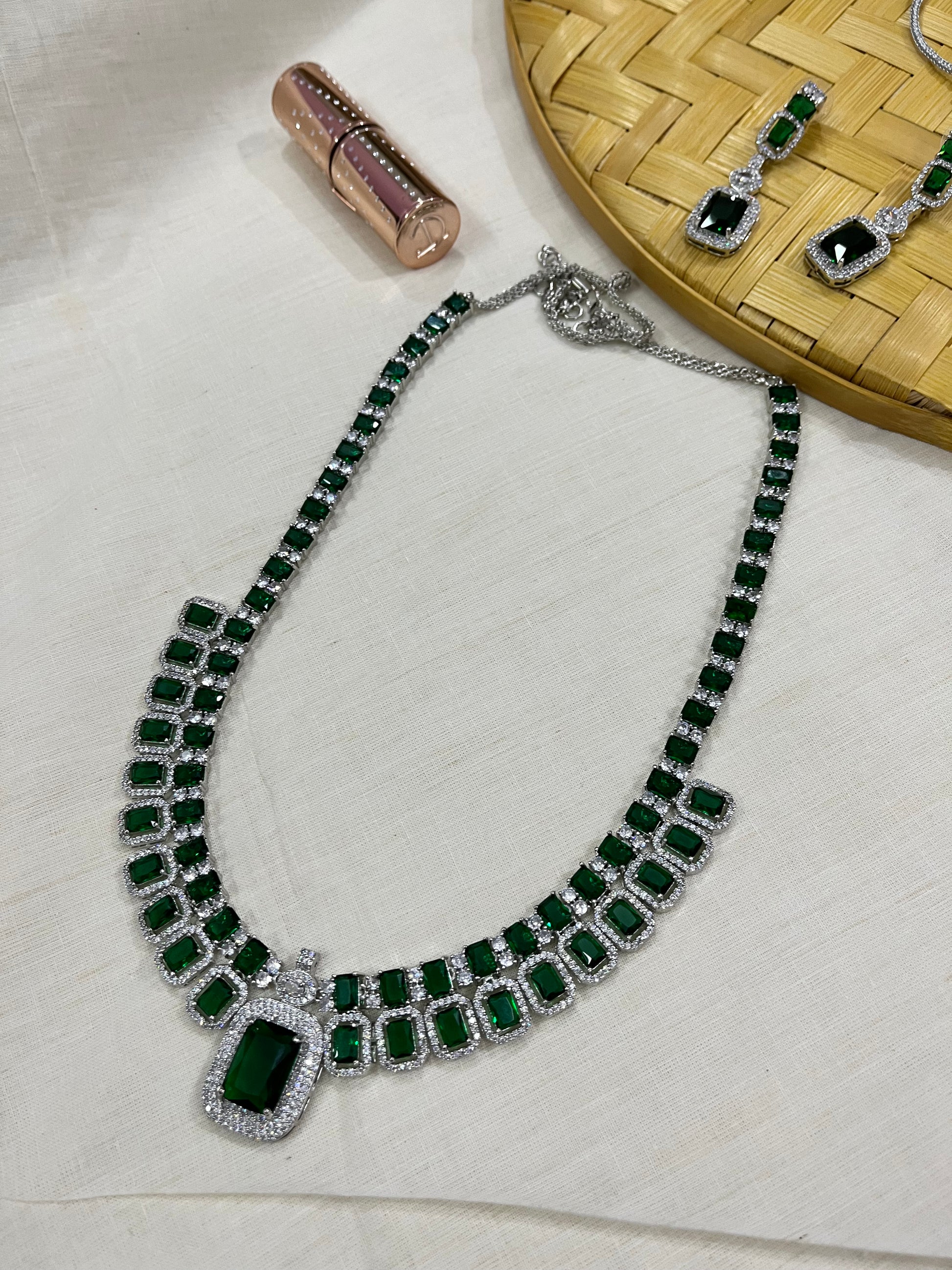 Emerald Long Necklace set - Jewelit